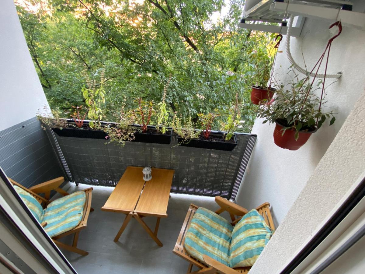 Lux Advent Apartment Суботица Экстерьер фото
