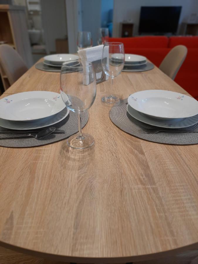 Lux Advent Apartment Суботица Экстерьер фото