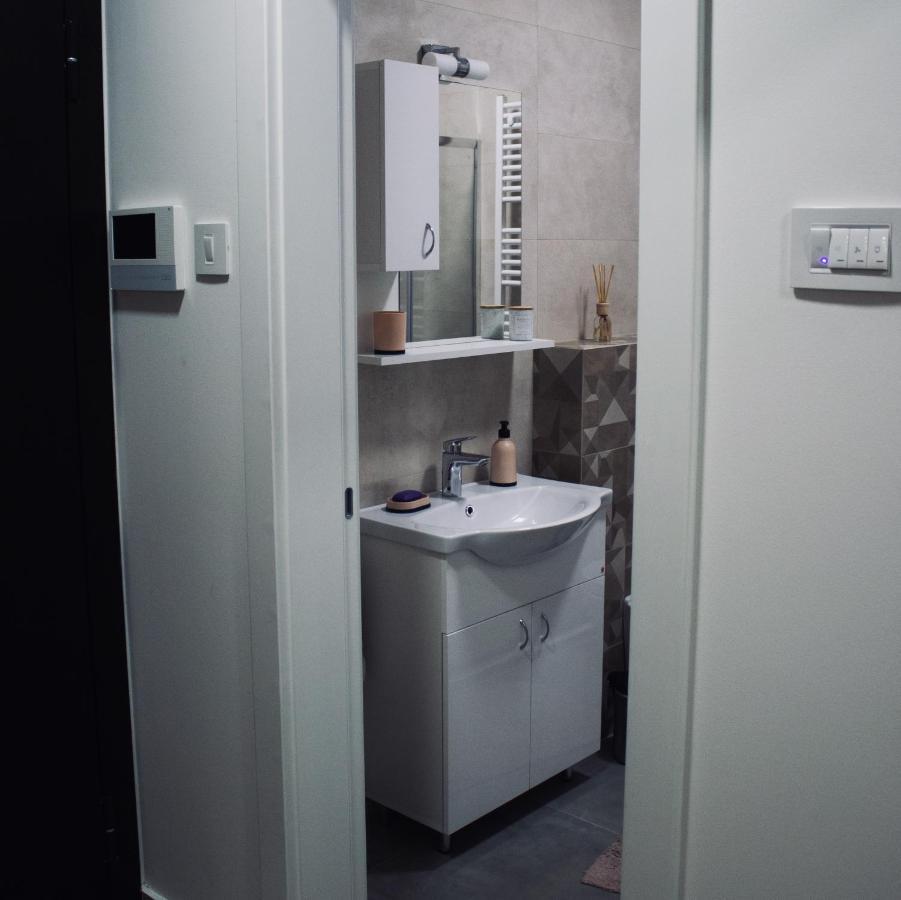 Lux Advent Apartment Суботица Экстерьер фото