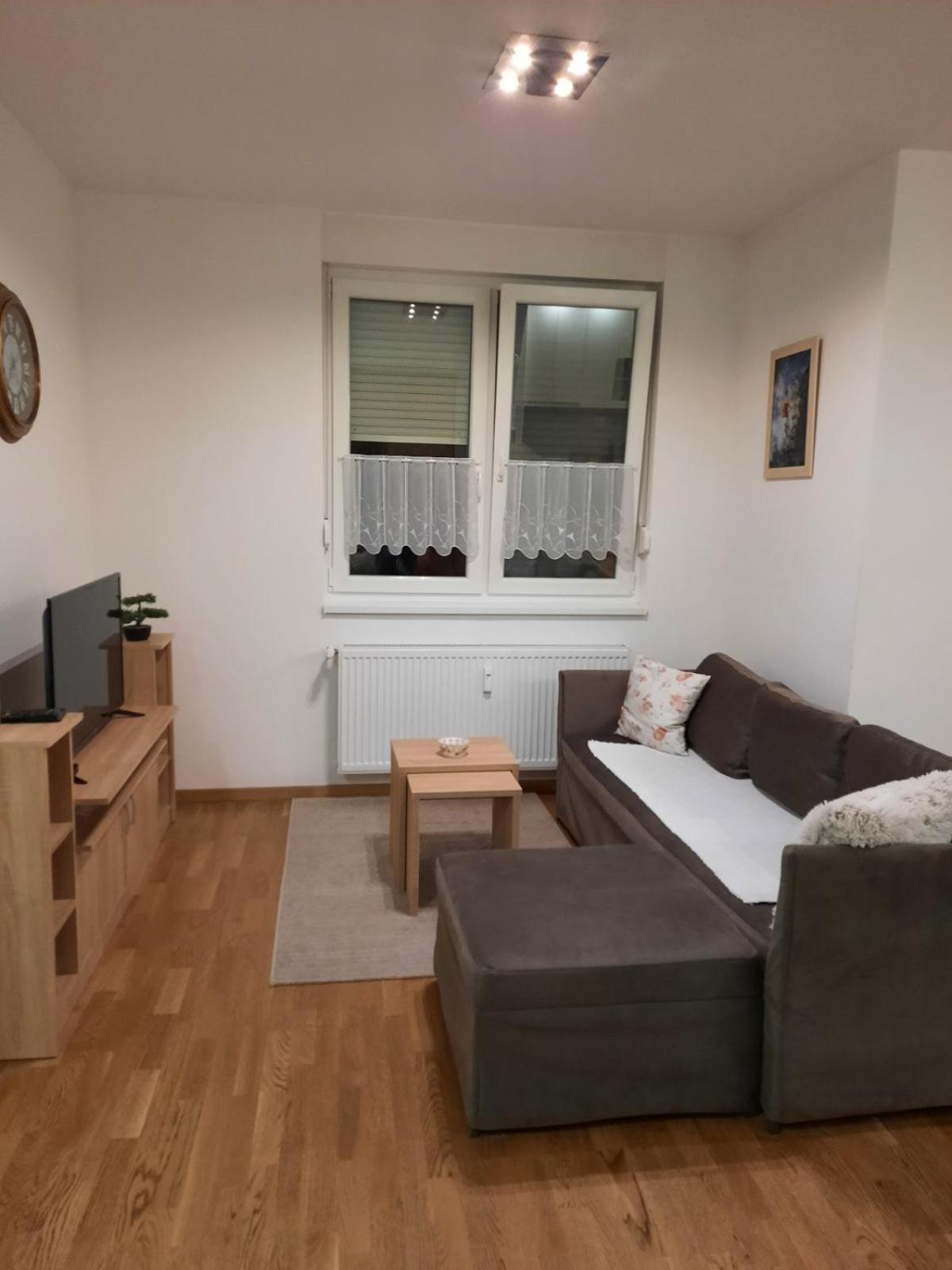 Lux Advent Apartment Суботица Экстерьер фото